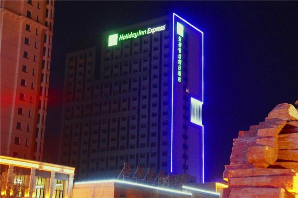 Holiday Inn Express Zhangye By Ihg Exterior foto
